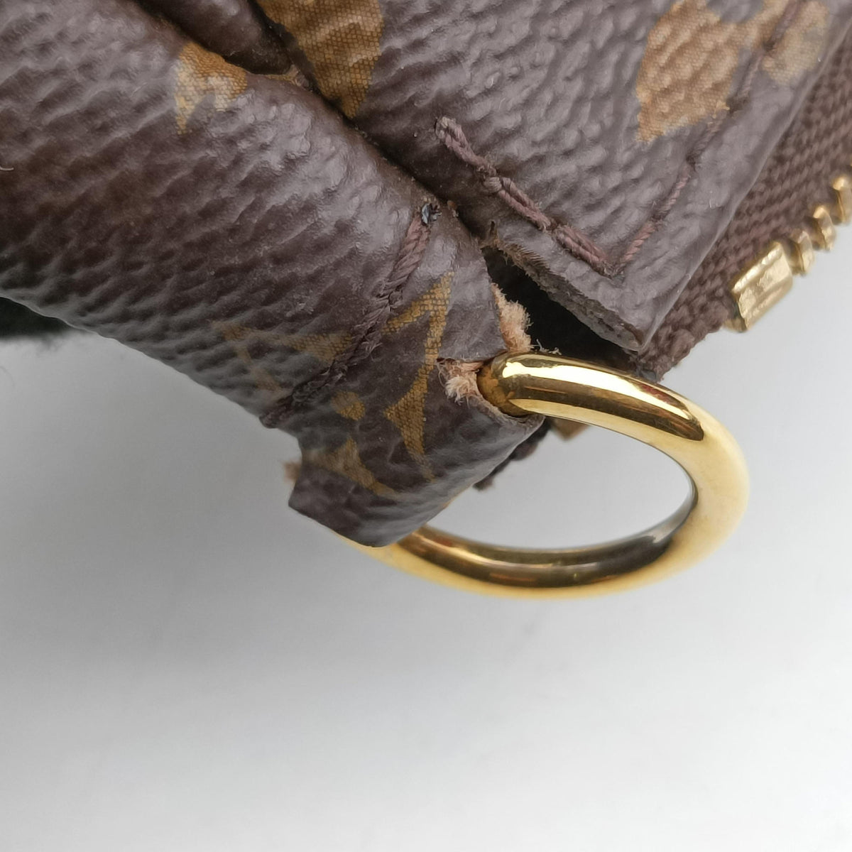 Pre-owned Louis Vuitton MULTI POCHETTE ACCESSOIRES brown×khaki Monogram Canvas M44813 shoulderbag | stylenewstar