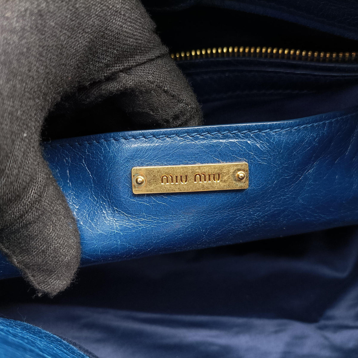 Secondhand Miu Miu Vitello Shine Shopping Blue Leather  shoulderbag | stylenewstar