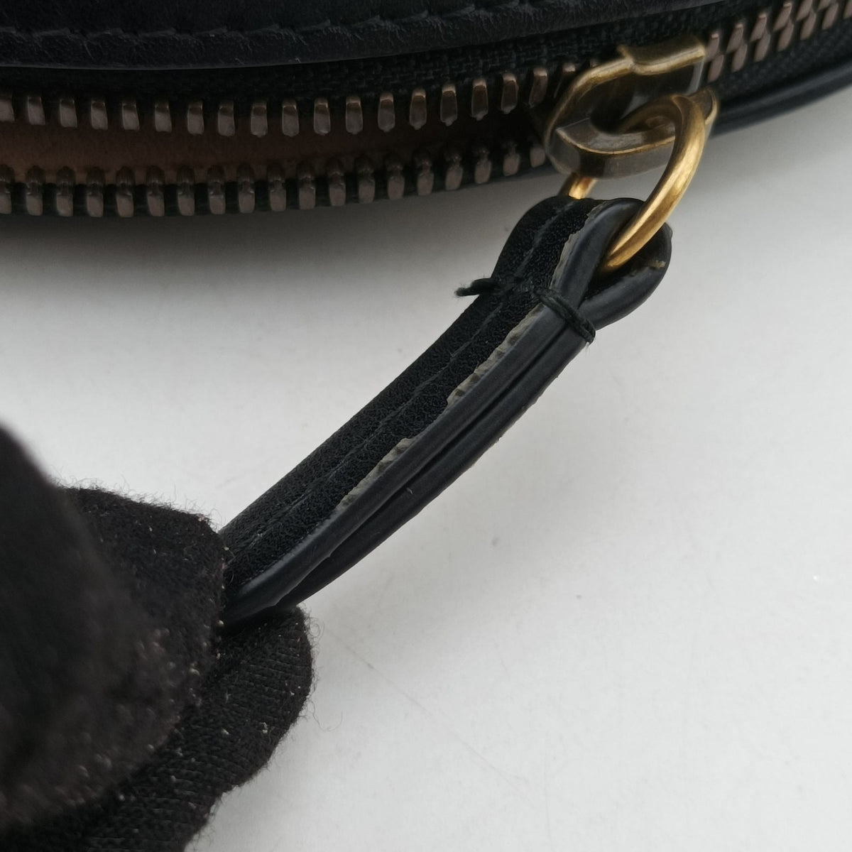 Pre-owned Gucci GG Marmont Black Leather 476434 bum bag/waist bag | stylenewstar