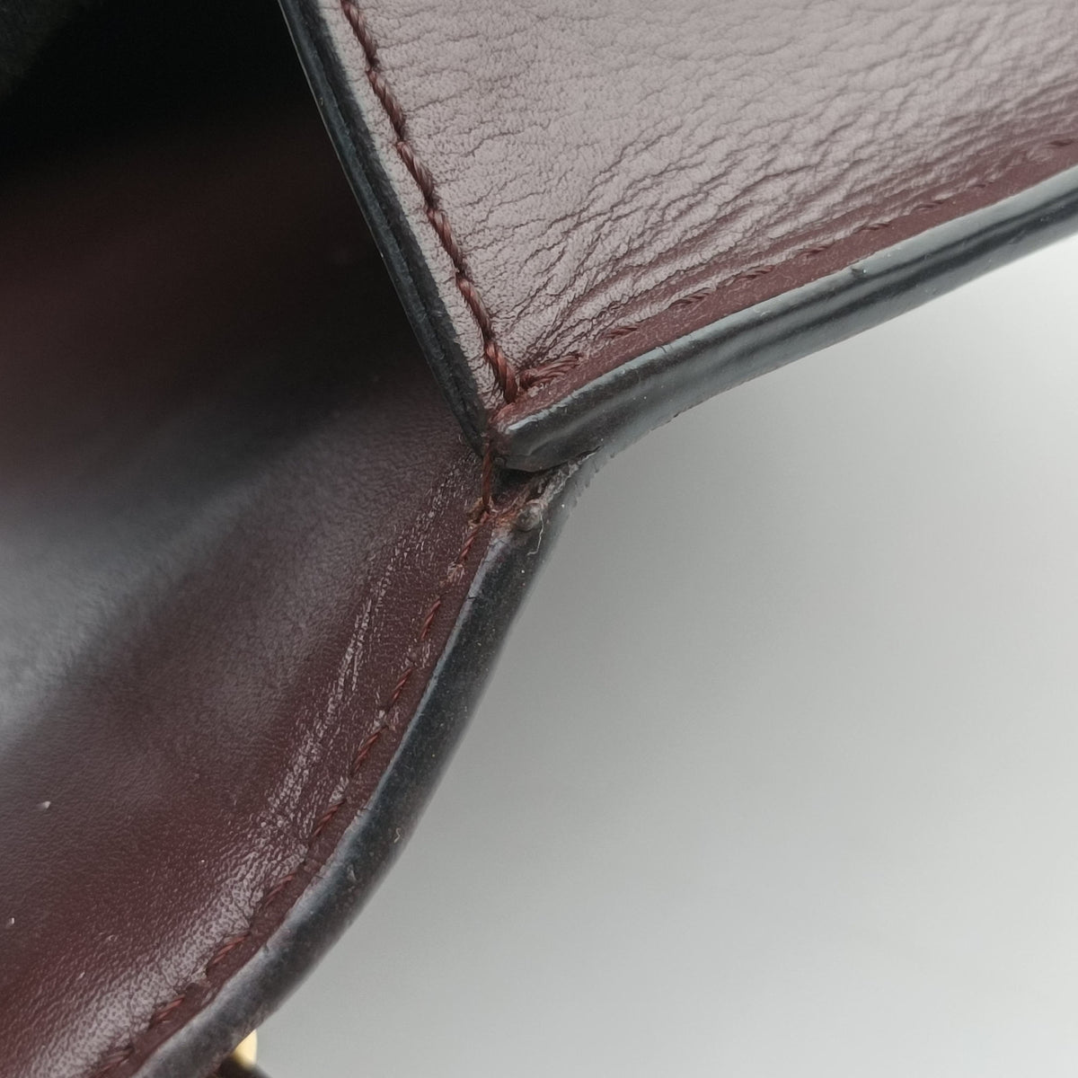 Pre-owned Loewe Barcelona Burgundy Leather  shoulderbag | stylenewstar