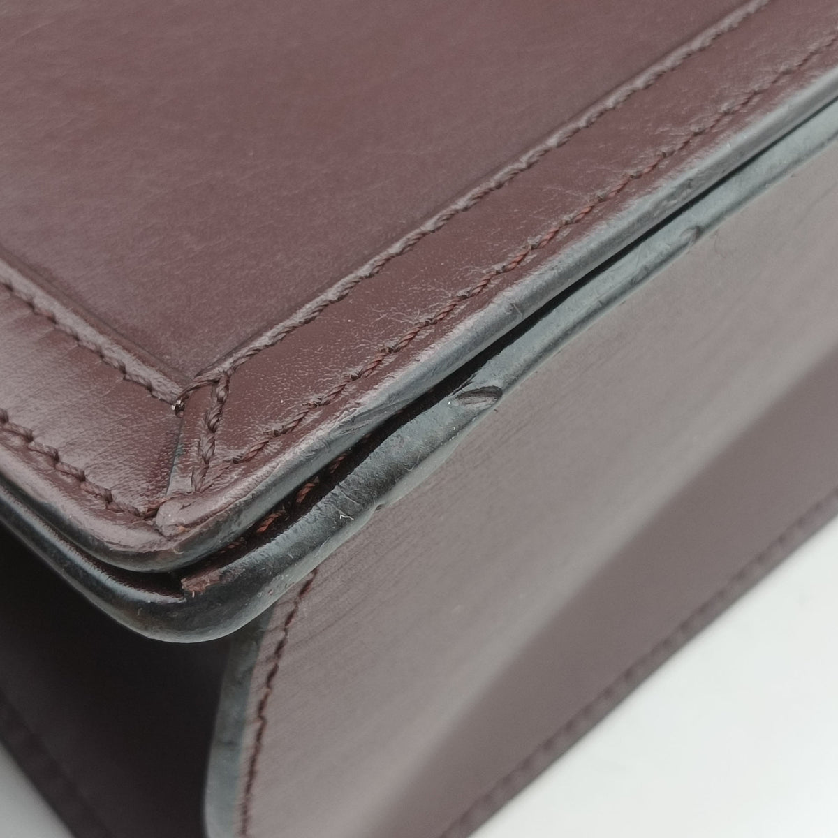 Pre-owned Loewe Barcelona Burgundy Leather  shoulderbag | stylenewstar