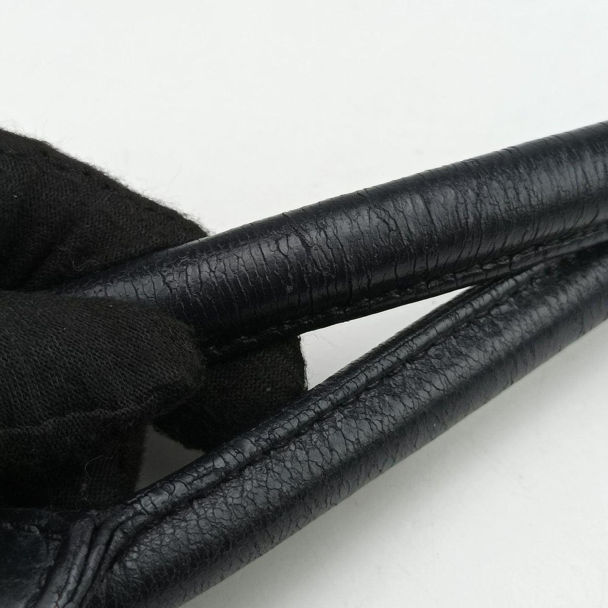 Pre-owned Miu Miu Hobo Bag Black Leather  shoulderbag | stylenewstar