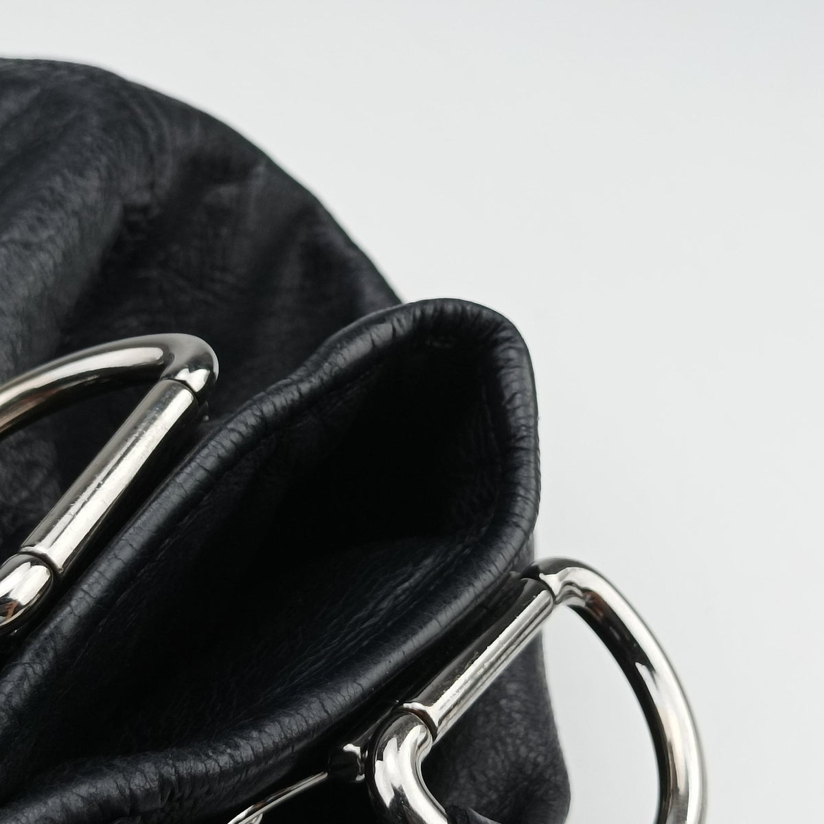 Pre-owned Miu Miu Hobo Bag Black Leather  shoulderbag | stylenewstar