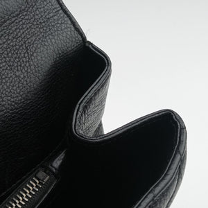 Pre-owned Yves Saint Laurent COLLEGE Black Leather 392738 shoulderbag | stylenewstar