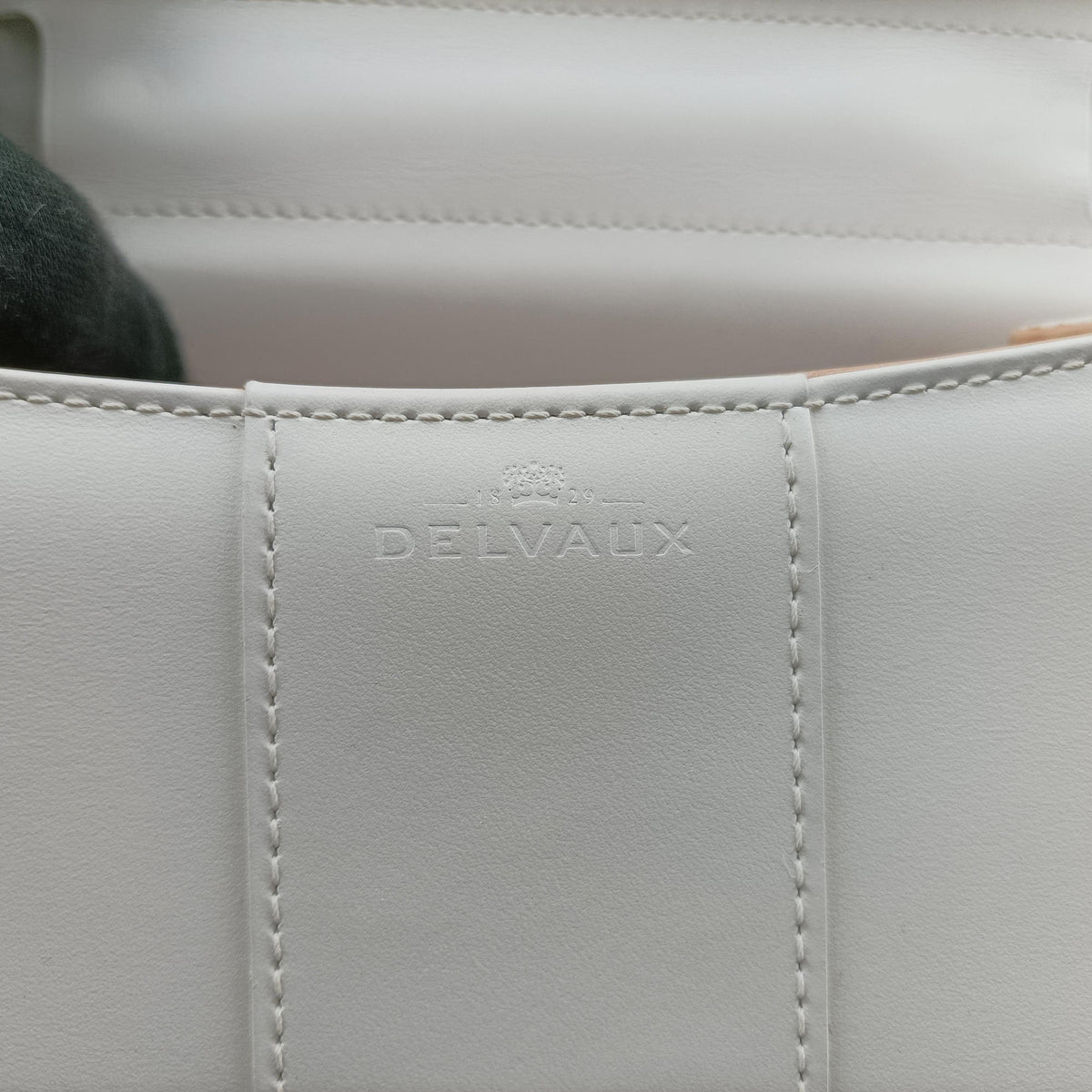 Pre-owned Delvaux Brillant White Leather  handbag | stylenewstar