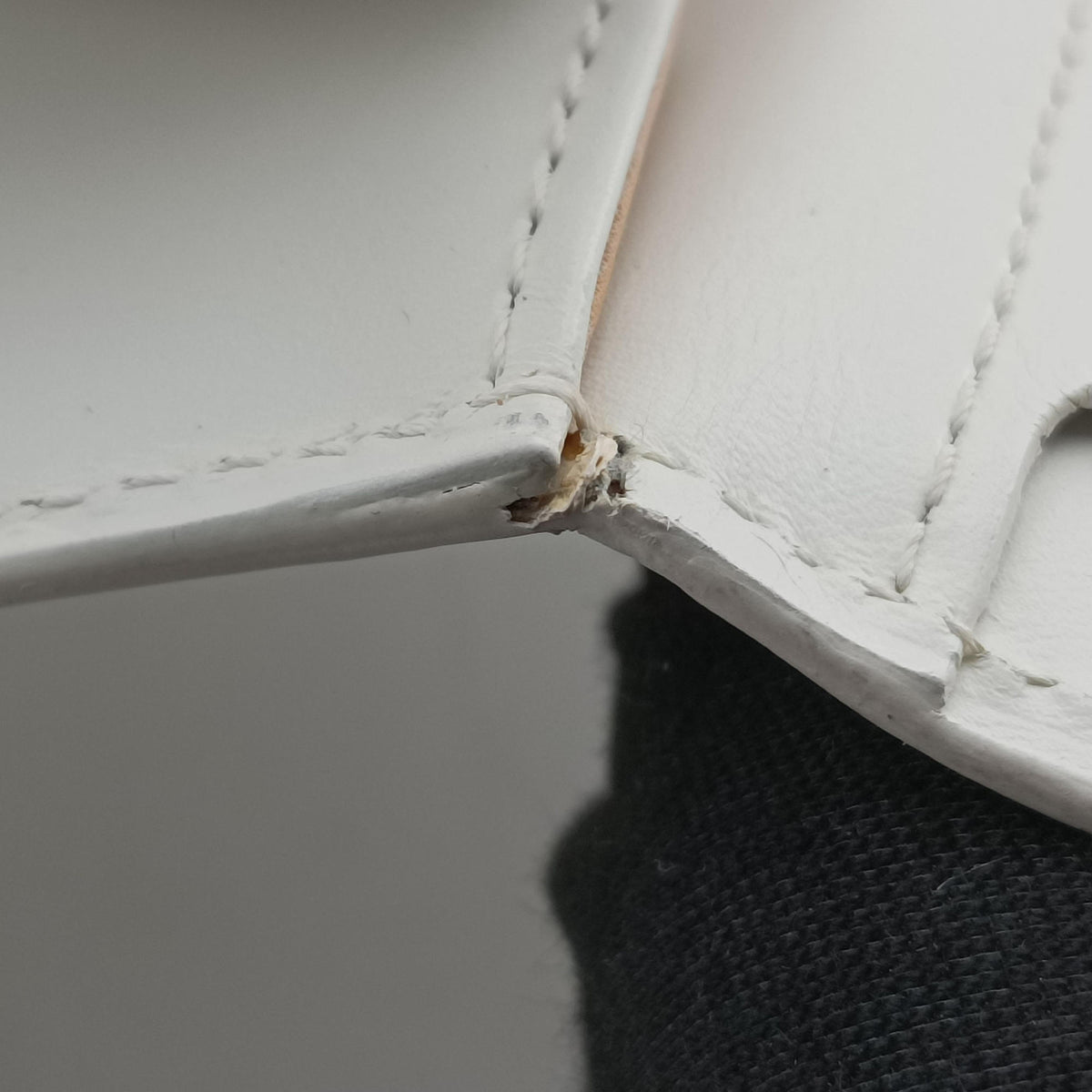 Pre-owned Delvaux Brillant White Leather  handbag | stylenewstar