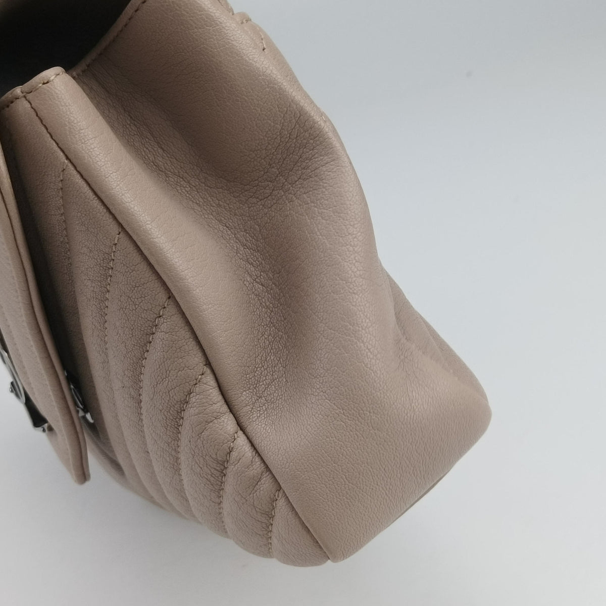 Pre-owned Yves Saint Laurent COLLEGE Pink Leather 487213 handbag | stylenewstar