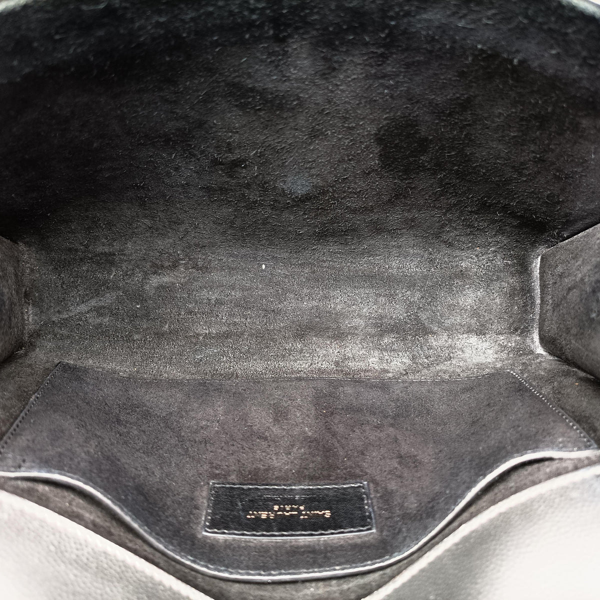Vintage Yves Saint Laurent KATE Silver Leather 364021 shoulderbag | stylenewstar