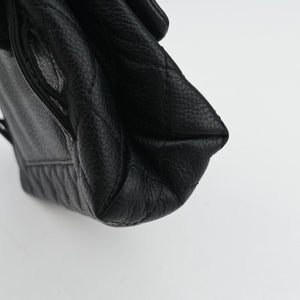 Secondhand Chanel Matelasse 2.55 Black pebbled U48753 bum bag/waist bag | stylenewstar