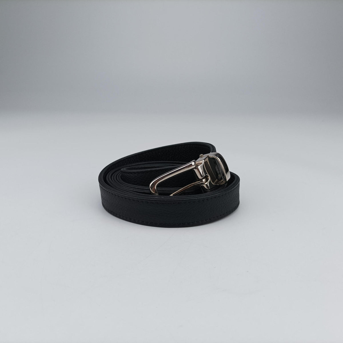 Secondhand Chanel Matelasse 2.55 Black pebbled U48753 bum bag/waist bag | stylenewstar