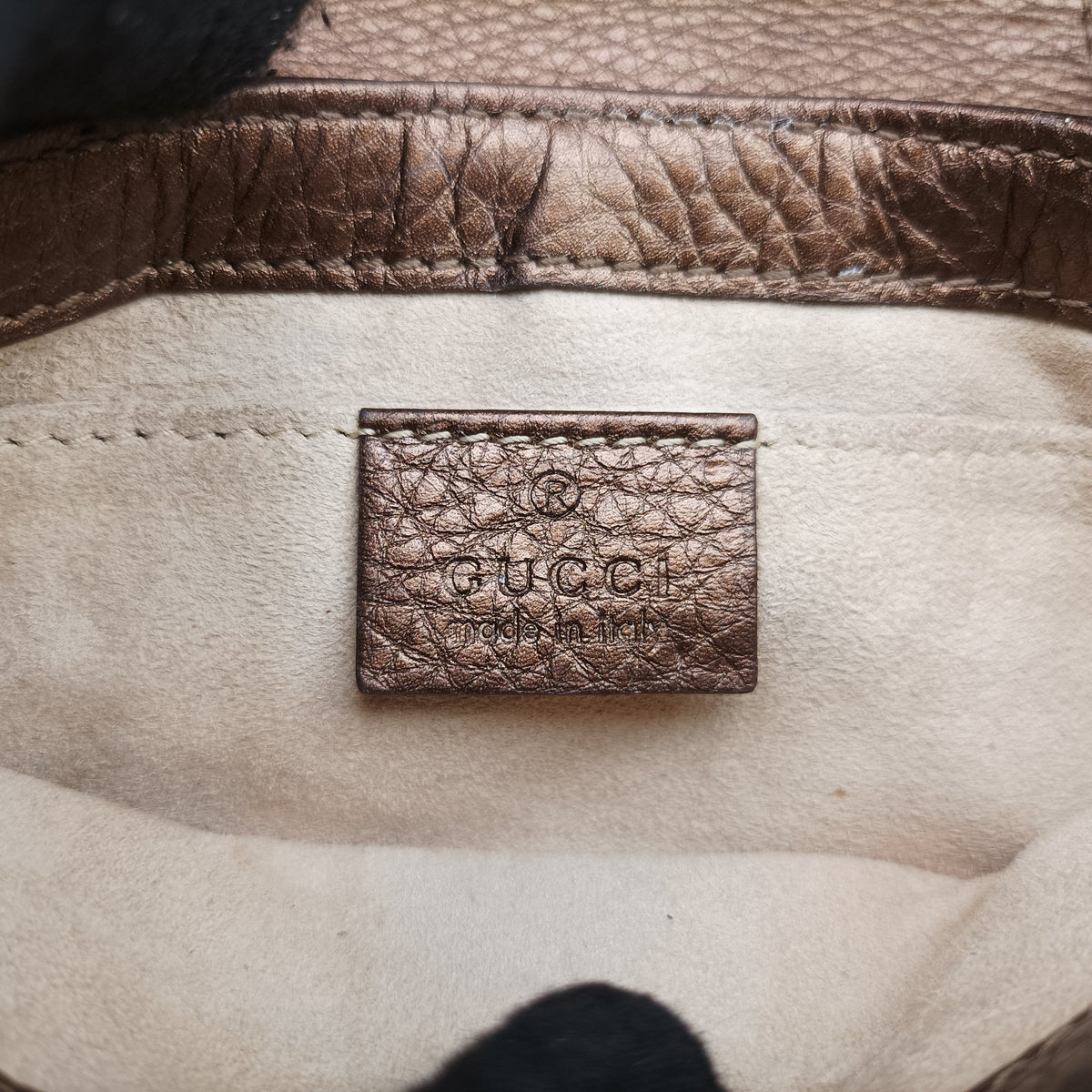 Pre-owned Gucci 1973 Double G Golden Leather 251821 shoulderbag | stylenewstar