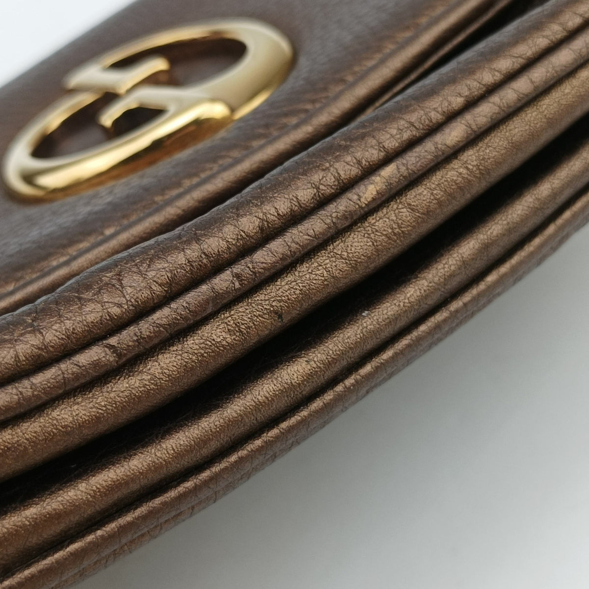 Pre-owned Gucci 1973 Double G Golden Leather 251821 shoulderbag | stylenewstar