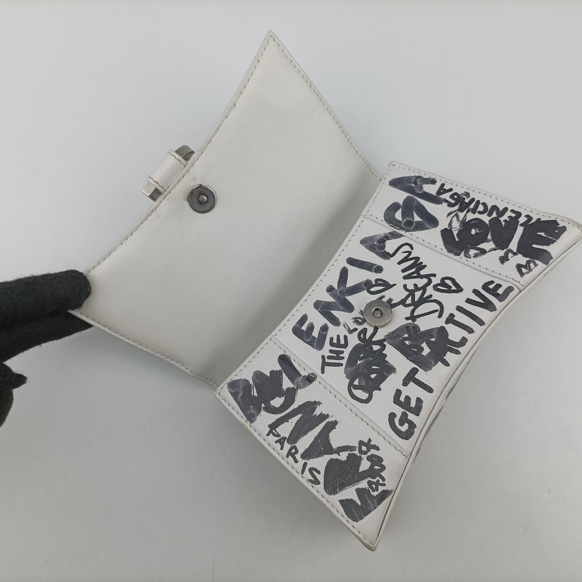 Pre-owned Balenciaga Hourglass Graffiti White×Black Leather  shoulderbag | stylenewstar