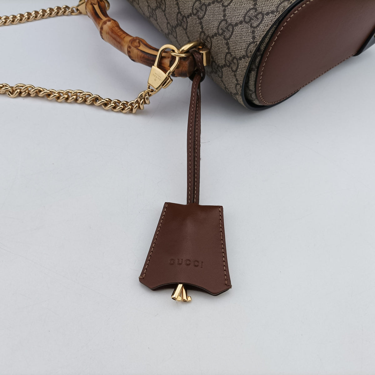 Pre-owned Gucci GG Supreme Bamboo Padlock Beige×Black×Brown PVC coated canvas×leather 603221 shoulderbag | stylenewstar