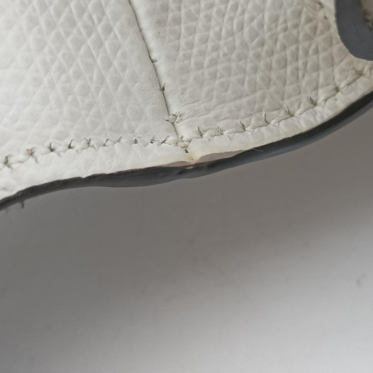 Pre-owned Christian Dior Saddle White Leather  handbag | stylenewstar