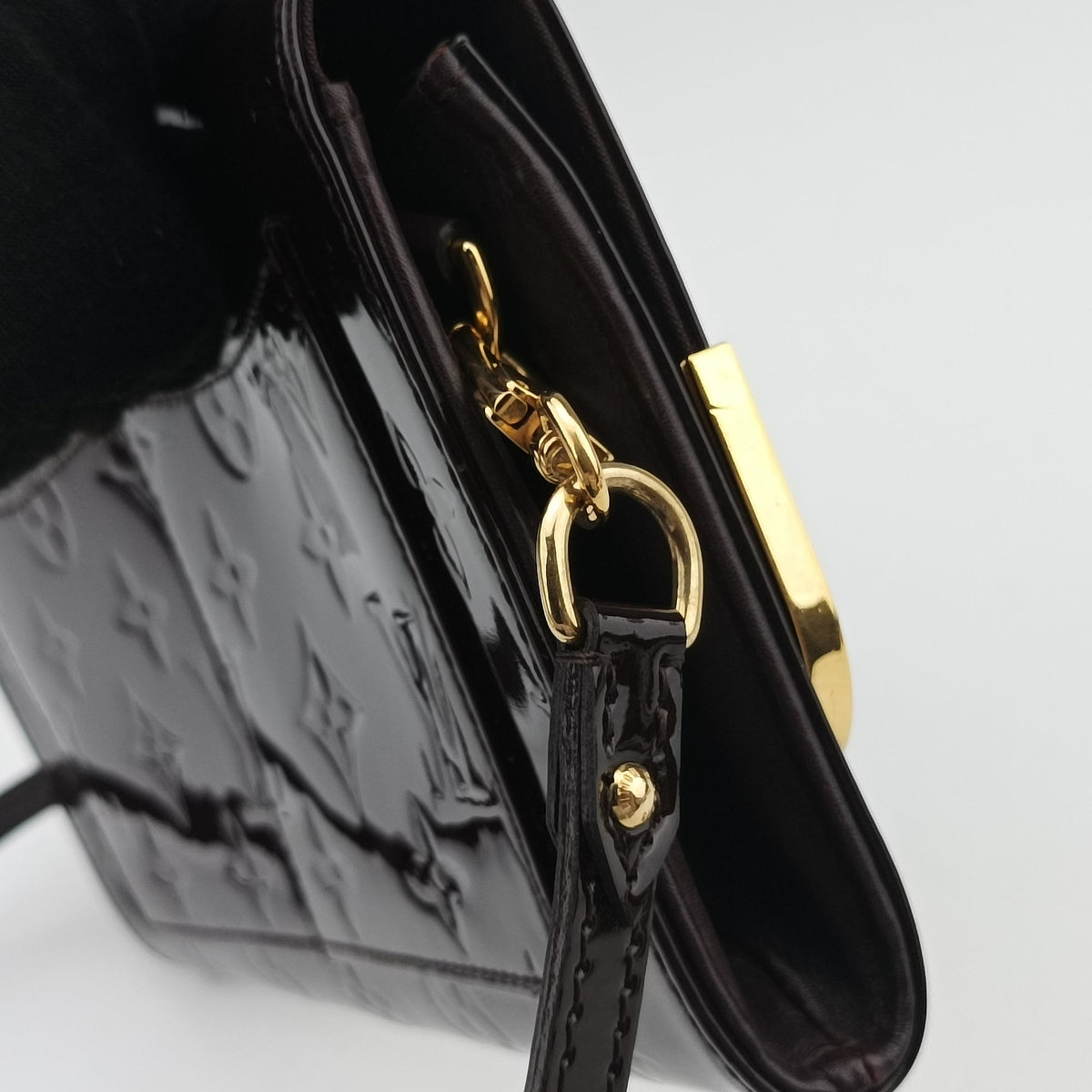 Pre-owned Louis Vuitton Clutch Ana Amarante Vernis M91549 shoulderbag | stylenewstar