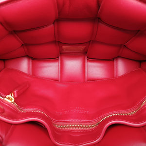 Secondhand Bottega Veneta Padded CASSETTE Red lambskin  shoulderbag | stylenewstar