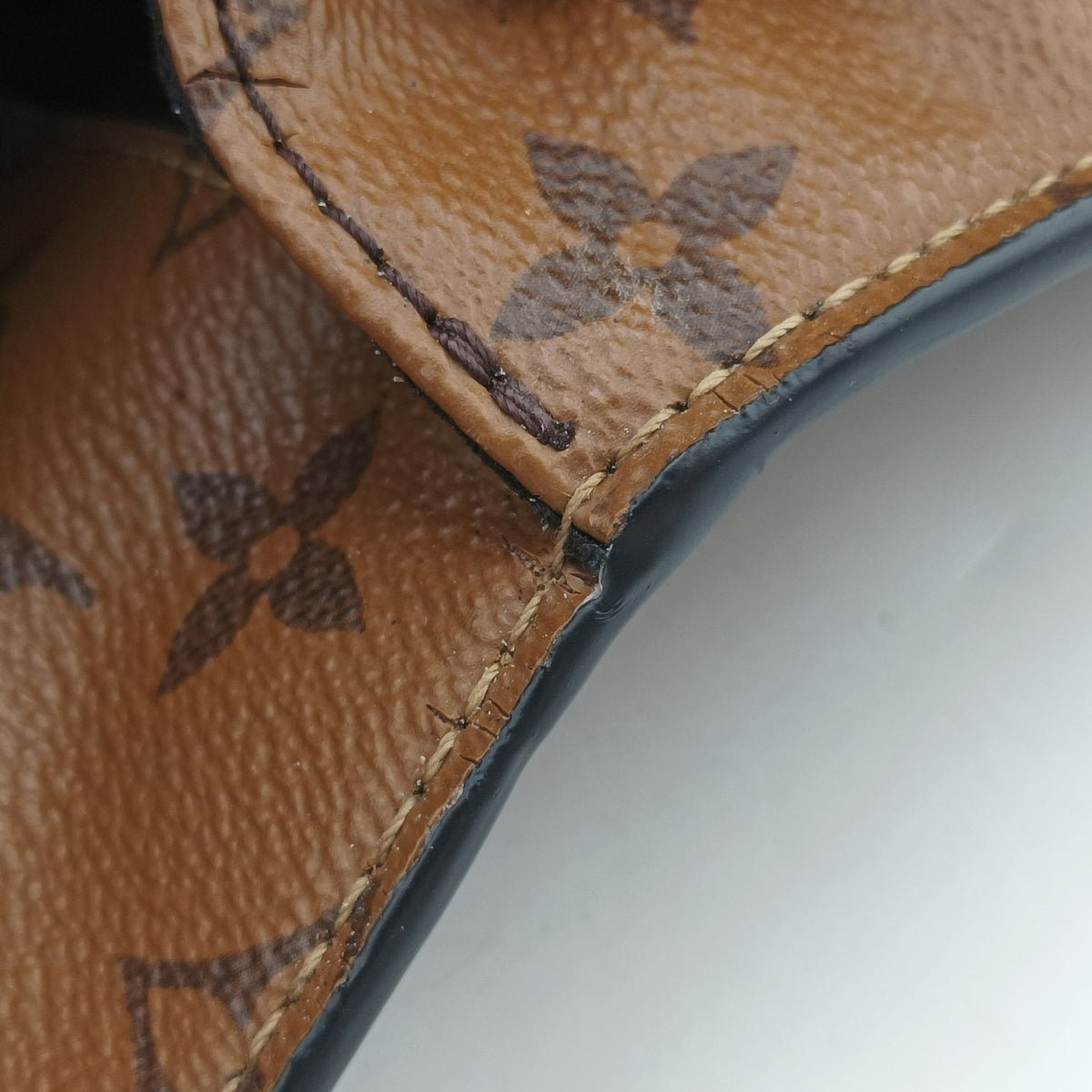 Pre-owned Louis Vuitton Pochette Metis MM Brown Monogram Reverse canvas M44876 shoulderbag | stylenewstar