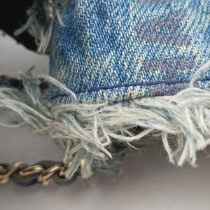 Vintage Chanel Matelasse Mini Bucket Blue Denim AP2603 shoulderbag | stylenewstar