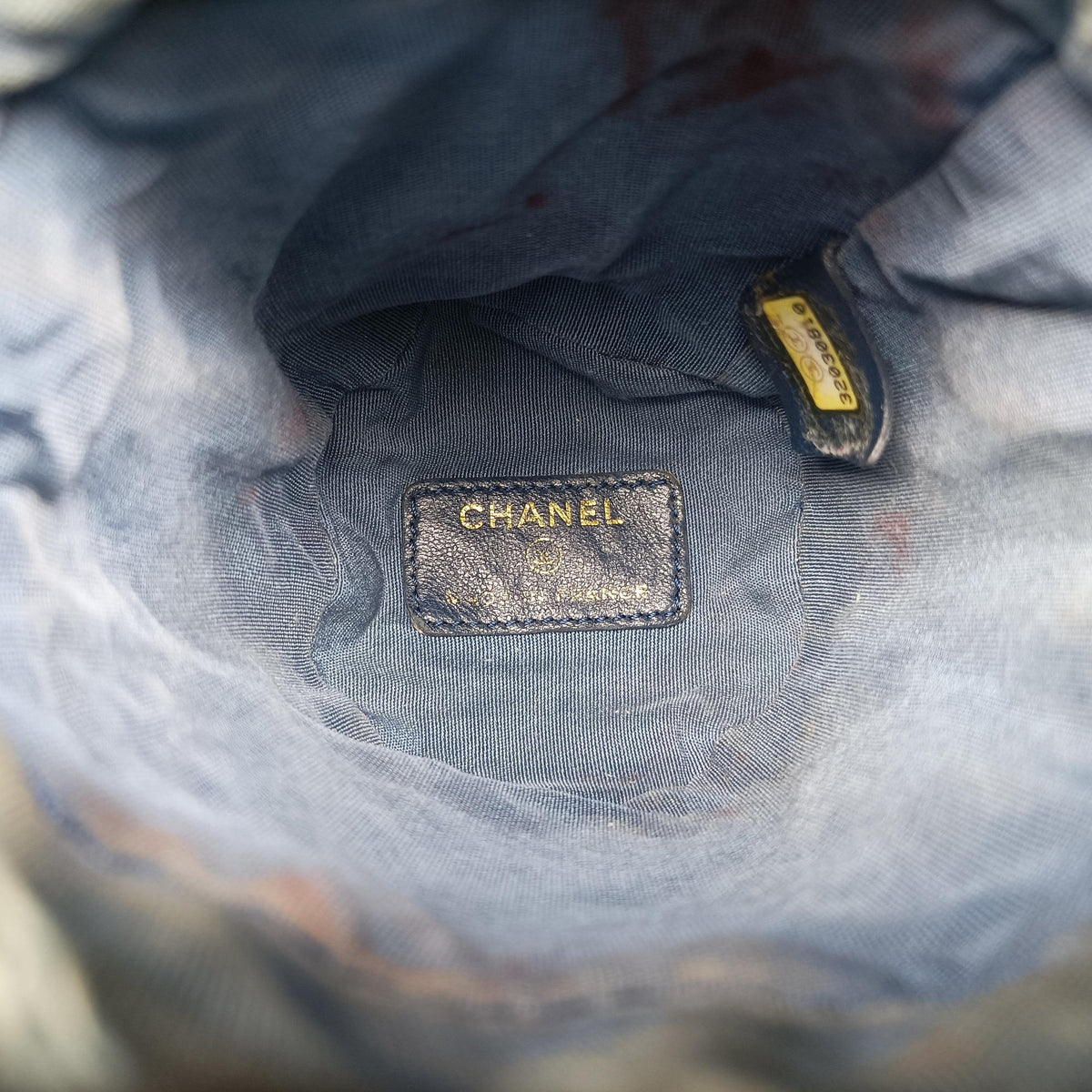 Vintage Chanel Matelasse Mini Bucket Blue Denim AP2603 shoulderbag | stylenewstar