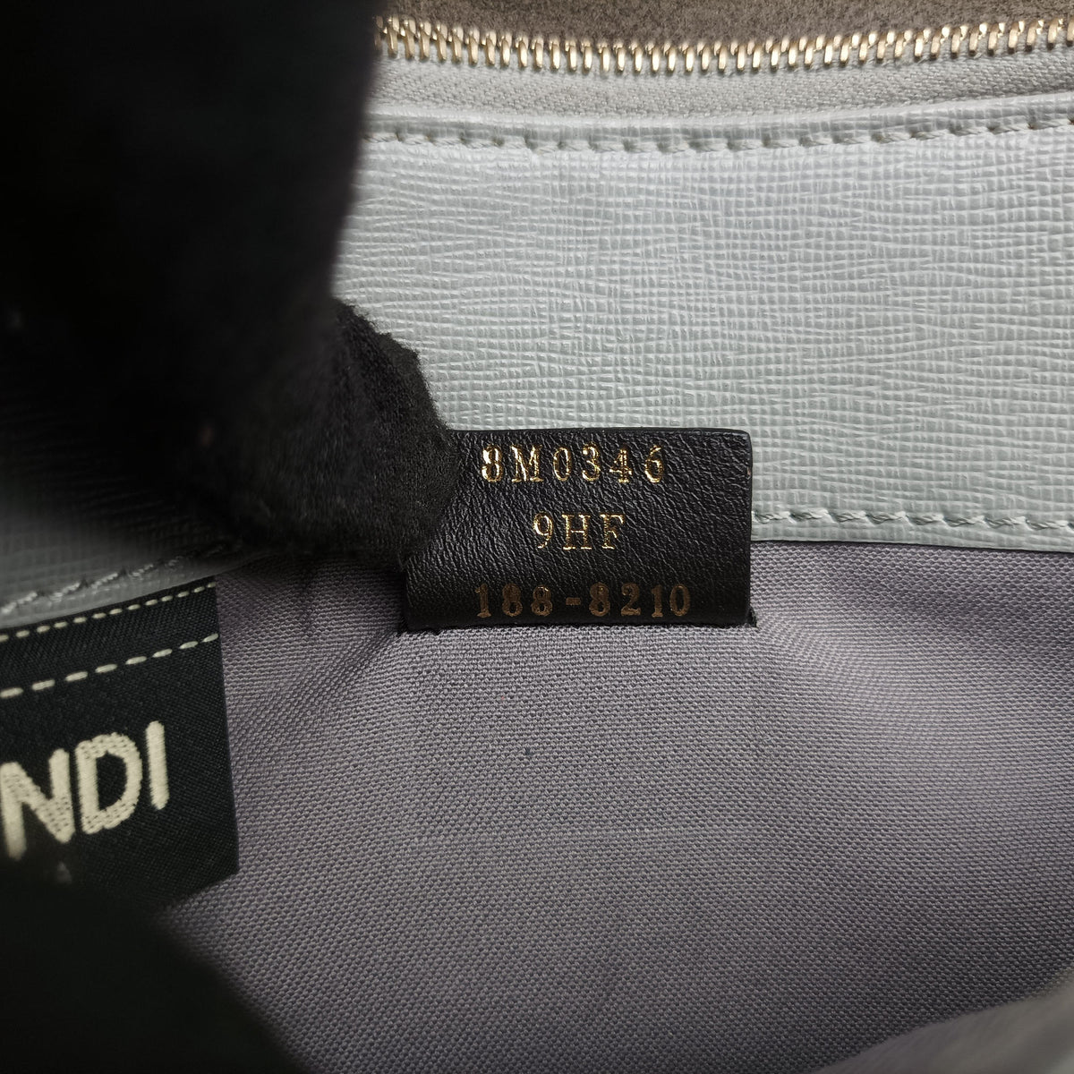 Pre-owned Fendi Monster Eyes Tube PinkｘGray Leather 8M0346 shoulderbag | stylenewstar