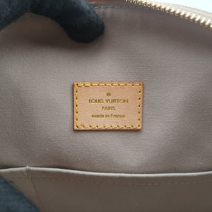 Pre-owned Louis Vuitton Lockit dore Monogram Miroir M95450 handbag | stylenewstar