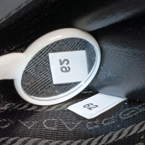 Secondhand Prada Triangle Logo Mini Black SAFFIANO Leather 1NR015 shoulderbag | stylenewstar