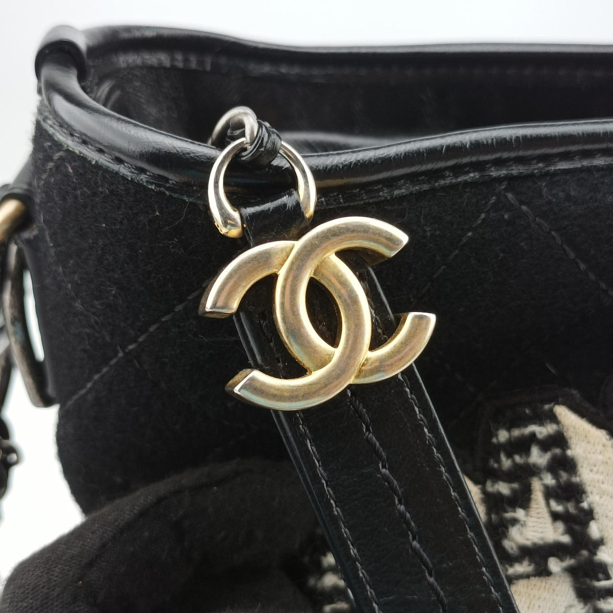 Vintage Chanel GABRIELLE  print Black Suede ×Leather  shoulderbag | stylenewstar