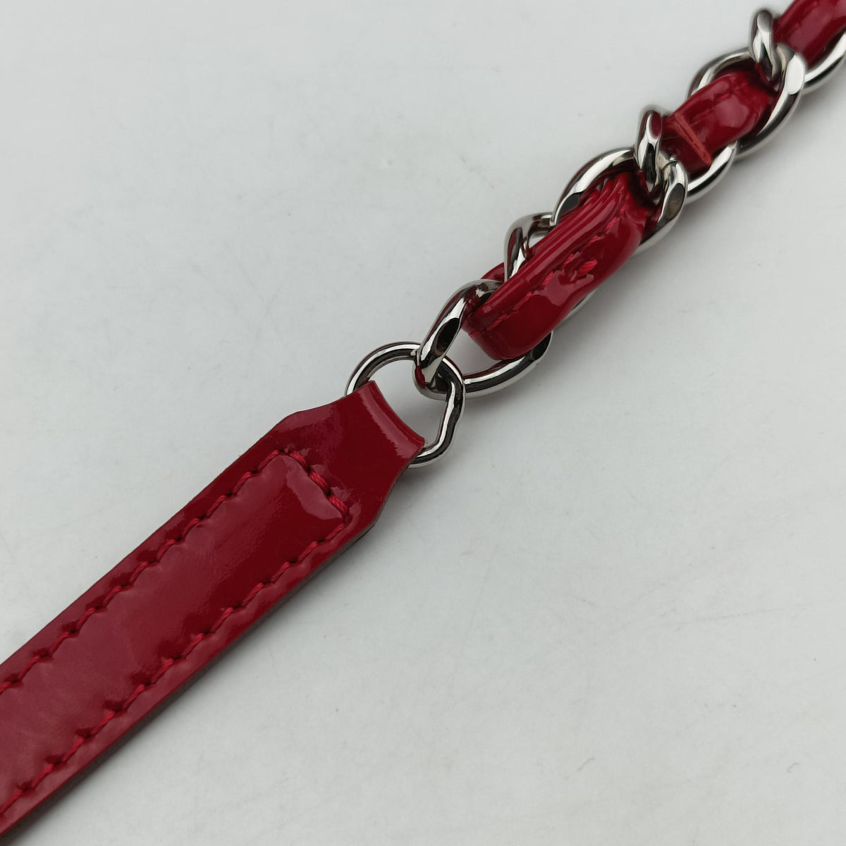 Secondhand Chanel Mademoiselle Bowling Red Patent A50557 shoulderbag | stylenewstar