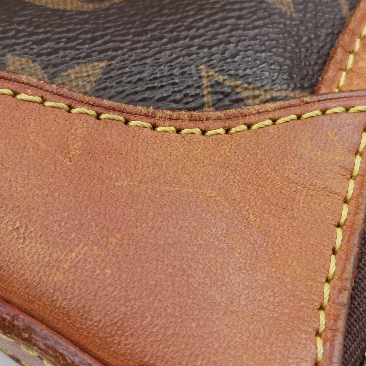 Pre-owned Louis Vuitton Thames GM Brown Monogram Canvas M56383 shoulderbag | stylenewstar