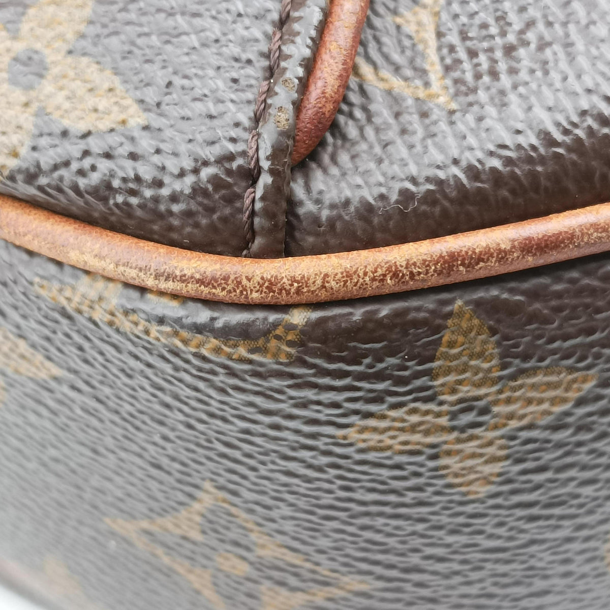 Pre-owned Louis Vuitton Thames GM Brown Monogram Canvas M56383 shoulderbag | stylenewstar