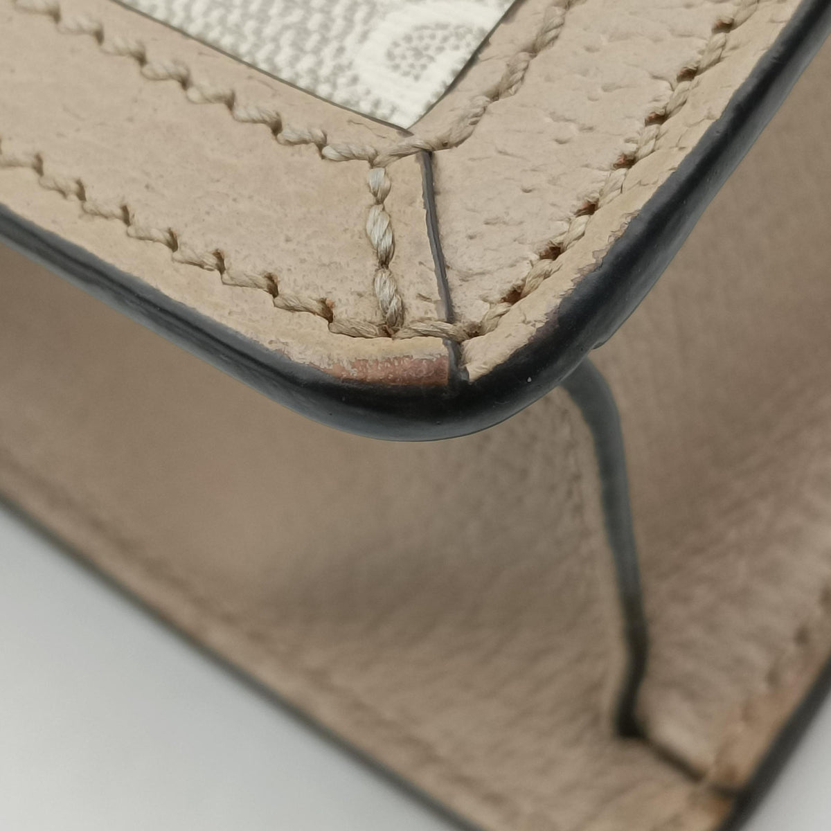 Pre-owned Gucci Ophidia GG Mini Beige × Ebony PVC coated canvas× Leather 696180 shoulderbag | stylenewstar