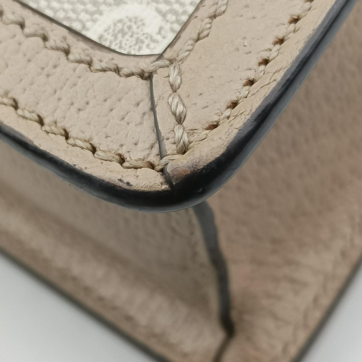 Pre-owned Gucci Ophidia GG Mini Beige × Ebony PVC coated canvas× Leather 696180 shoulderbag | stylenewstar