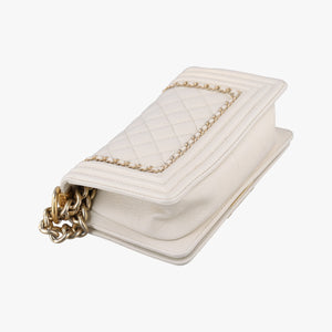 Pre-owned Chanel BOY CHANEL White Leather A67085 shoulderbag | stylenewstar
