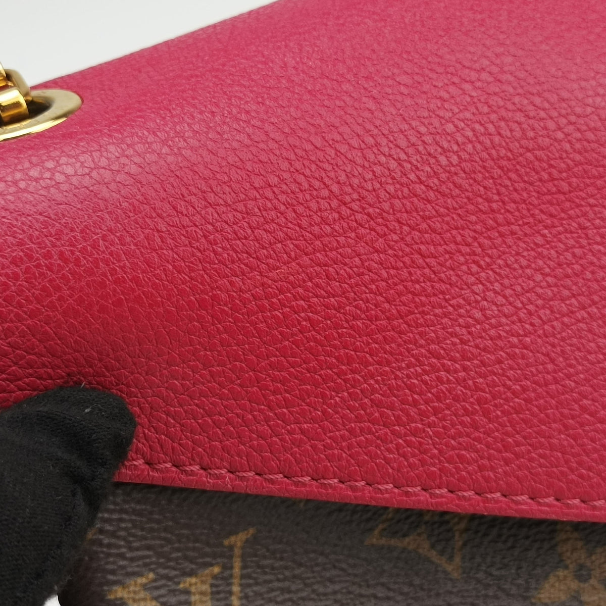Pre-owned Louis Vuitton Pallas Chain Brown x Cerise Monogram canvas x leather M41201 shoulderbag | stylenewstar