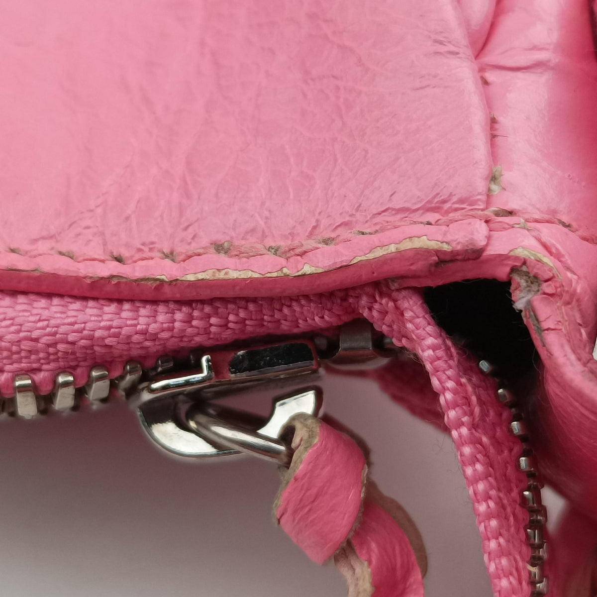 Pre-owned Balenciaga Le Cagole Pink lambskin  shoulderbag | stylenewstar