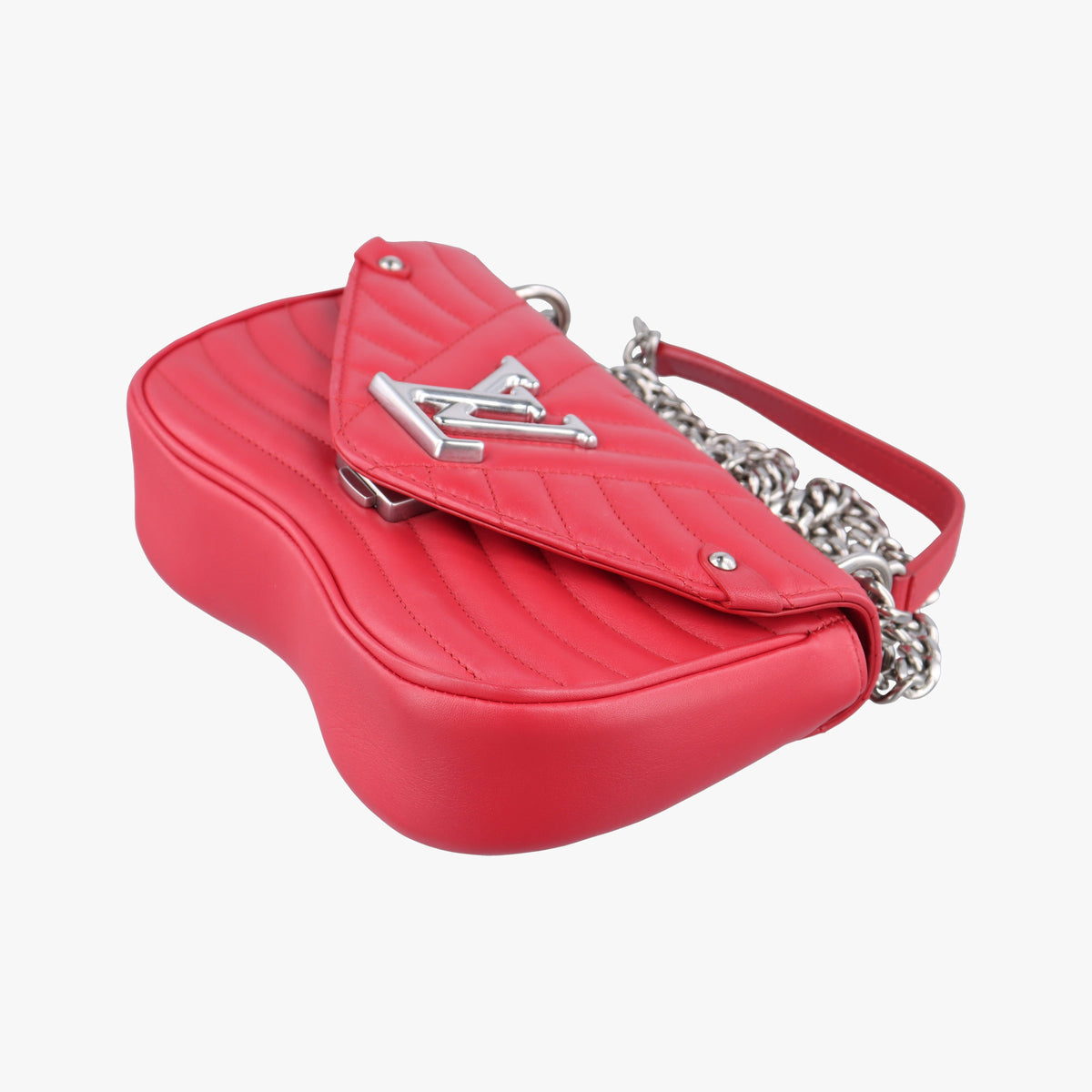 Pre-owned Louis Vuitton NEW WAVE Chain MM Ecarlate Leather M51943 shoulderbag | stylenewstar