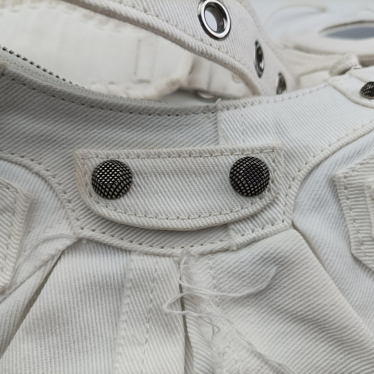 Pre-owned Balenciaga Le Cagole White Denim  shoulderbag | stylenewstar