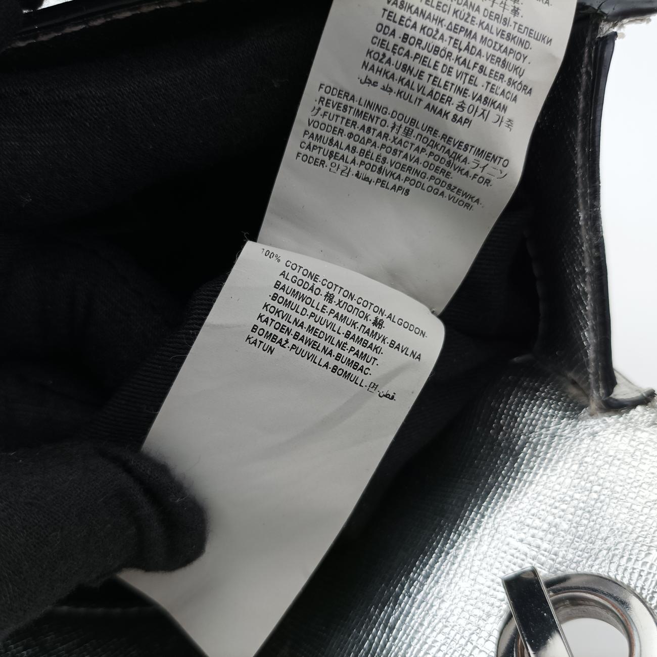 Pre-owned VERSUS Lion Head Silver Saffiano Leather  shoulderbag | stylenewstar