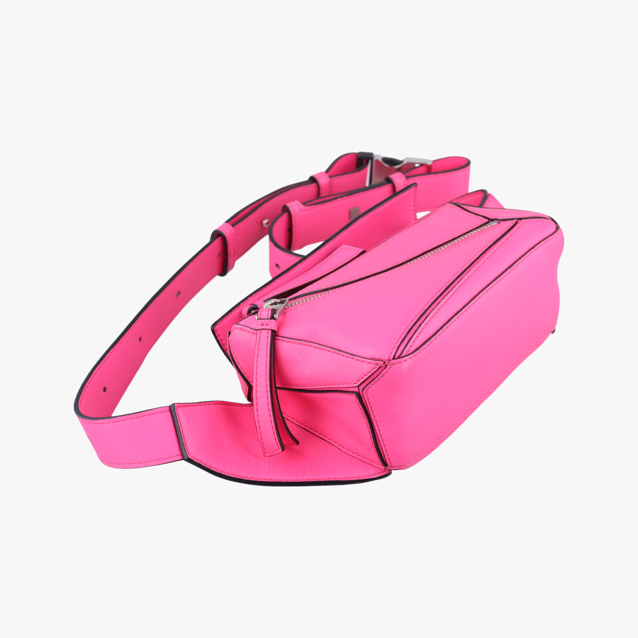 Puzzle Pink Leather 052140
