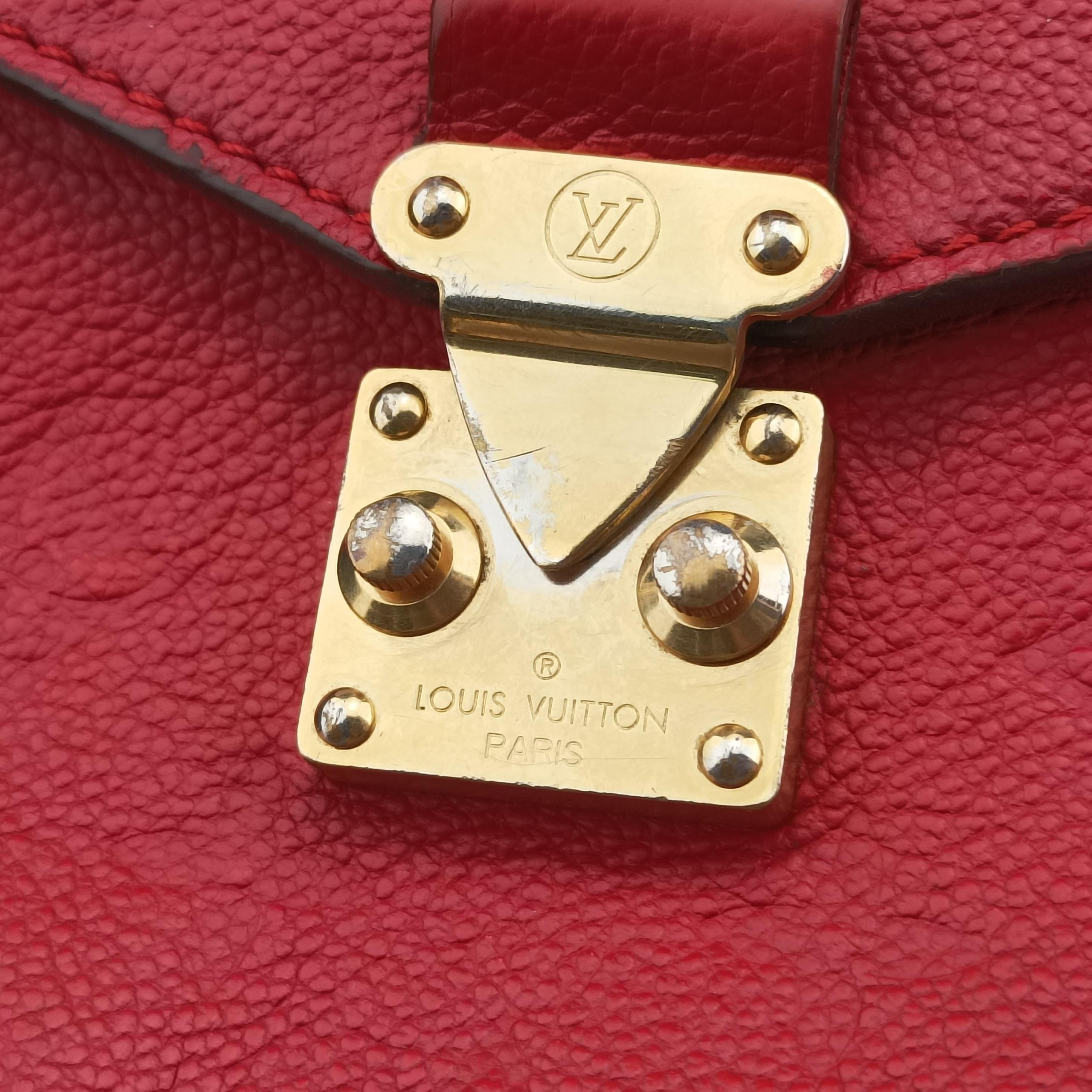 Pre-owned Louis Vuitton Pochette MéTIS MM Scarlet Red Monogram Empreinte M44155 shoulderbag | stylenewstar