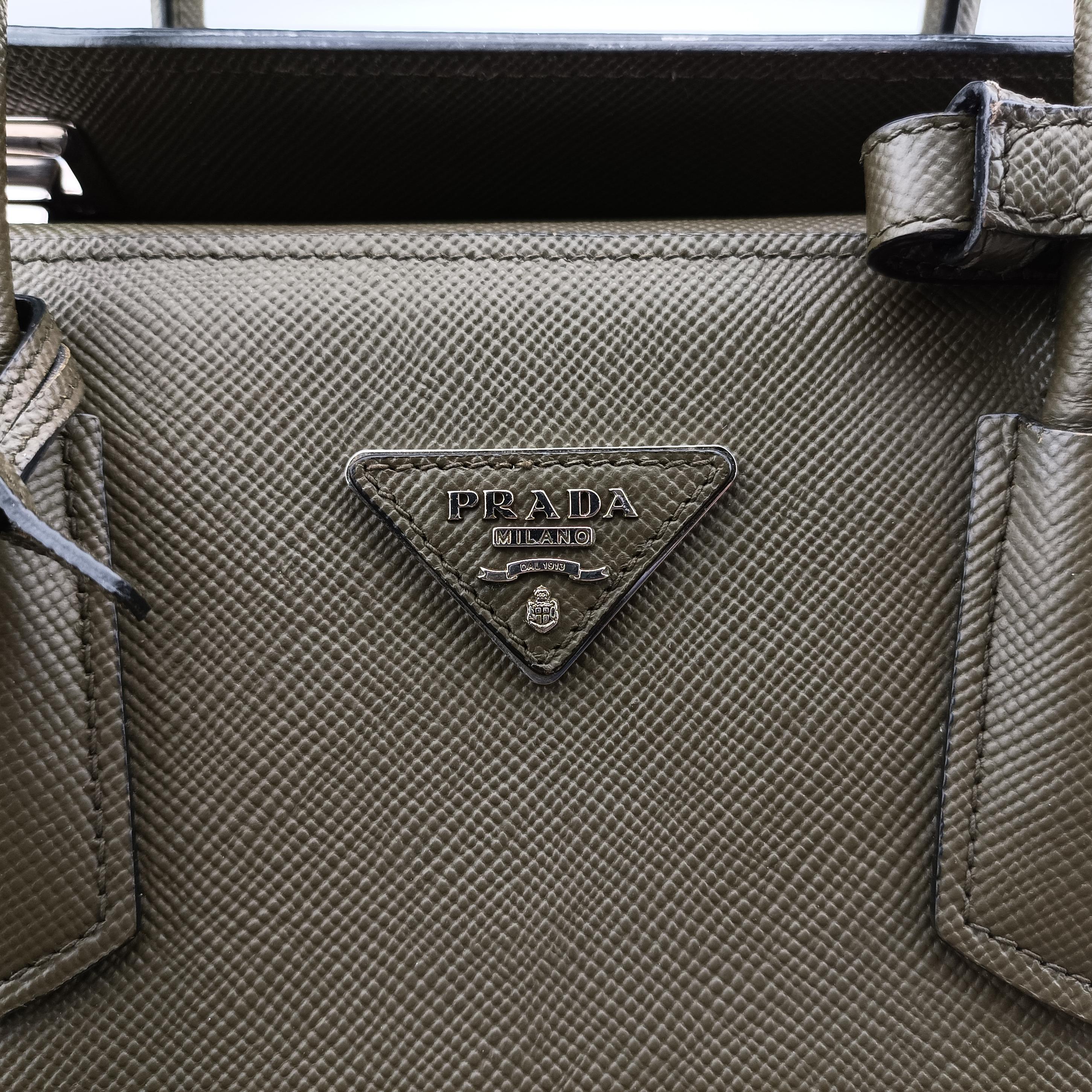 Pre-owned Prada Double Cuir Green SAFFIANO Leather BN2761 handbag | stylenewstar