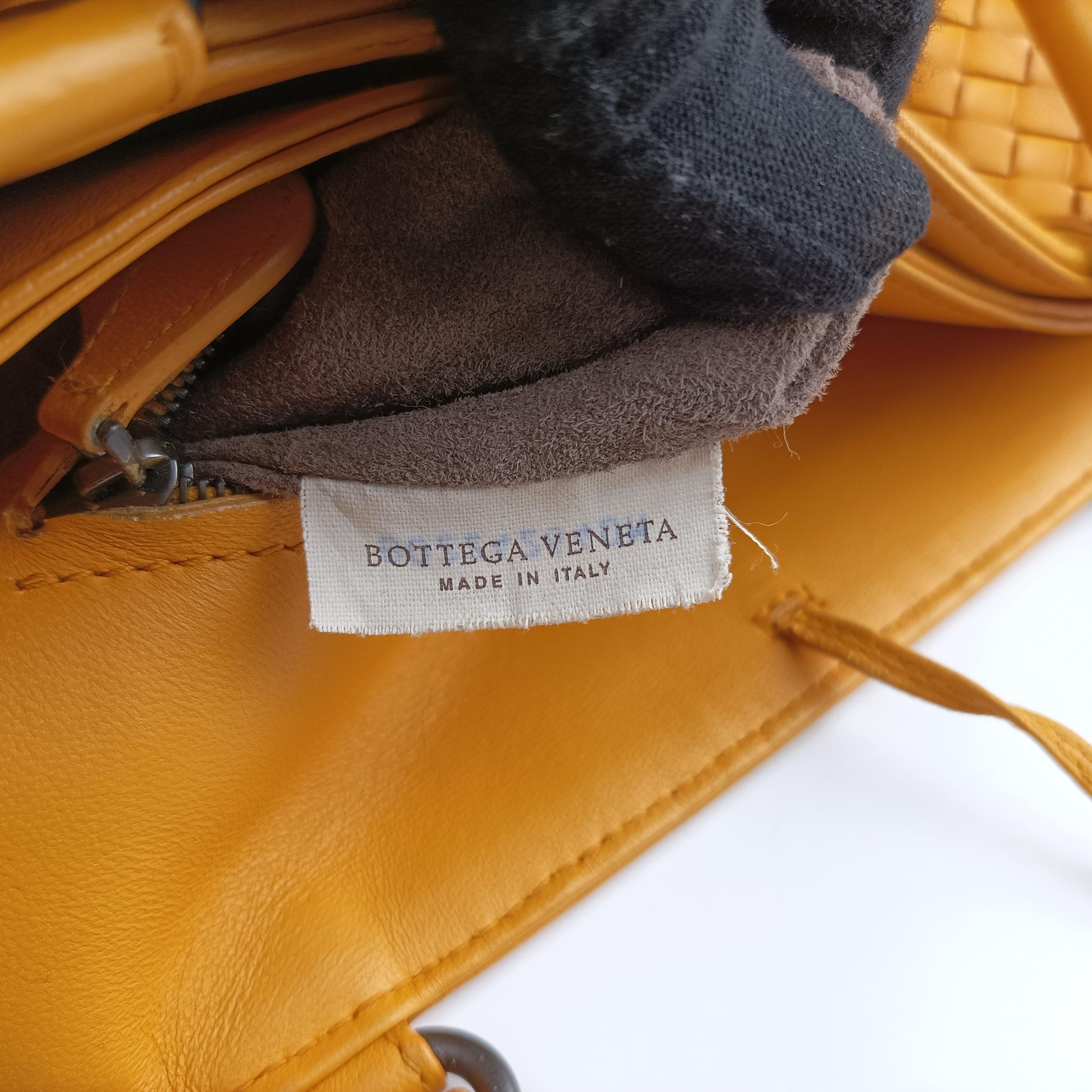 Pre-owned Bottega Veneta Intrecciato Yellow lambskin  handbag | stylenewstar