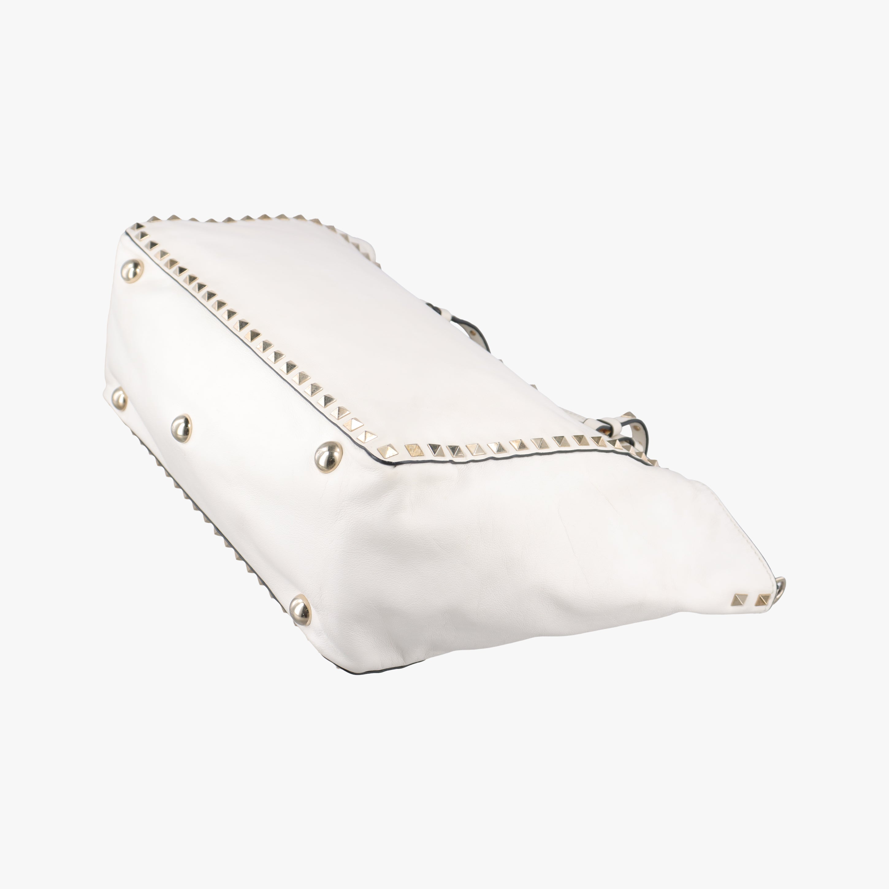 Pre-owned Valentino Rockstuds White Leather  shoulderbag | stylenewstar