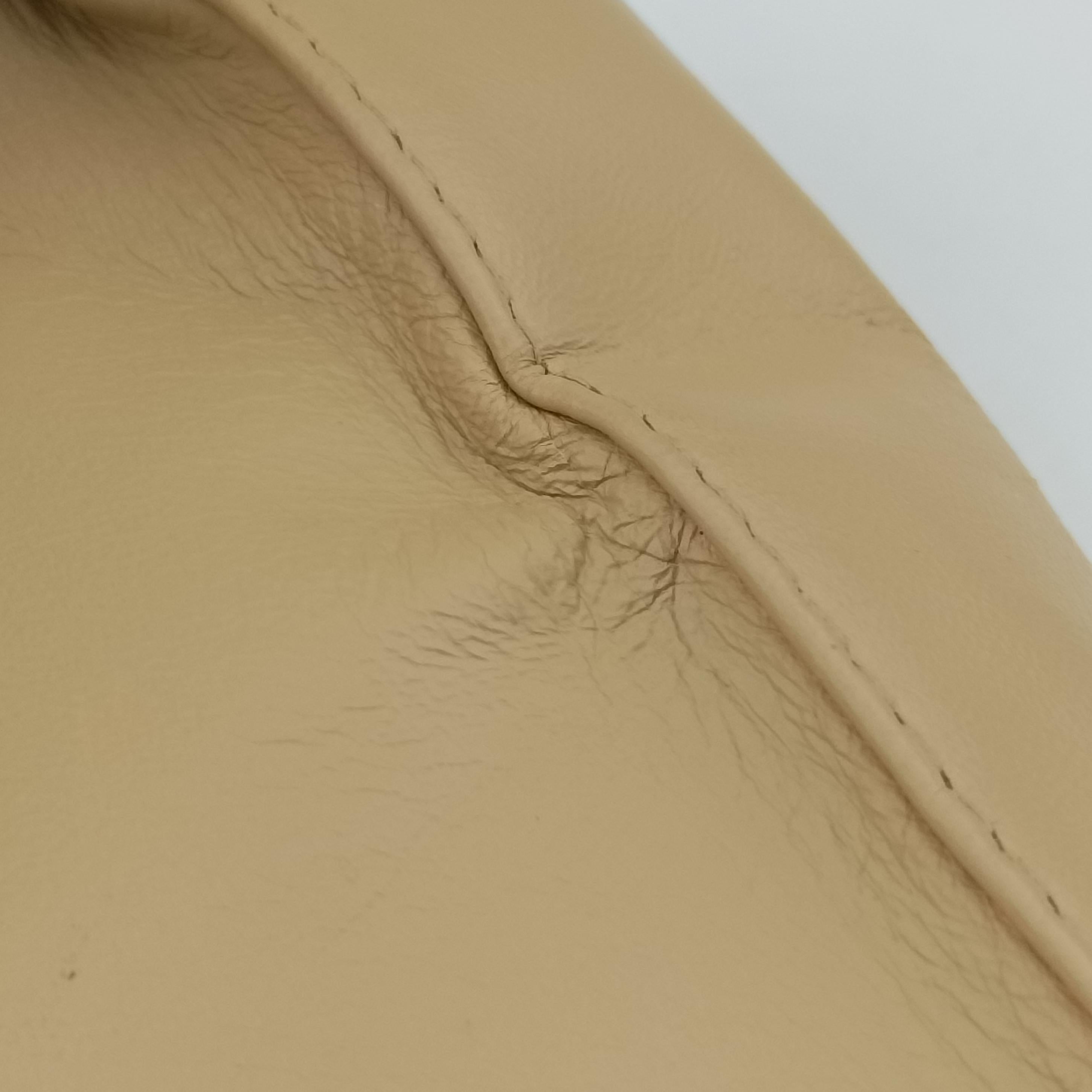 Pre-owned Fendi Baguette Yellow Leather 091611 shoulderbag | stylenewstar