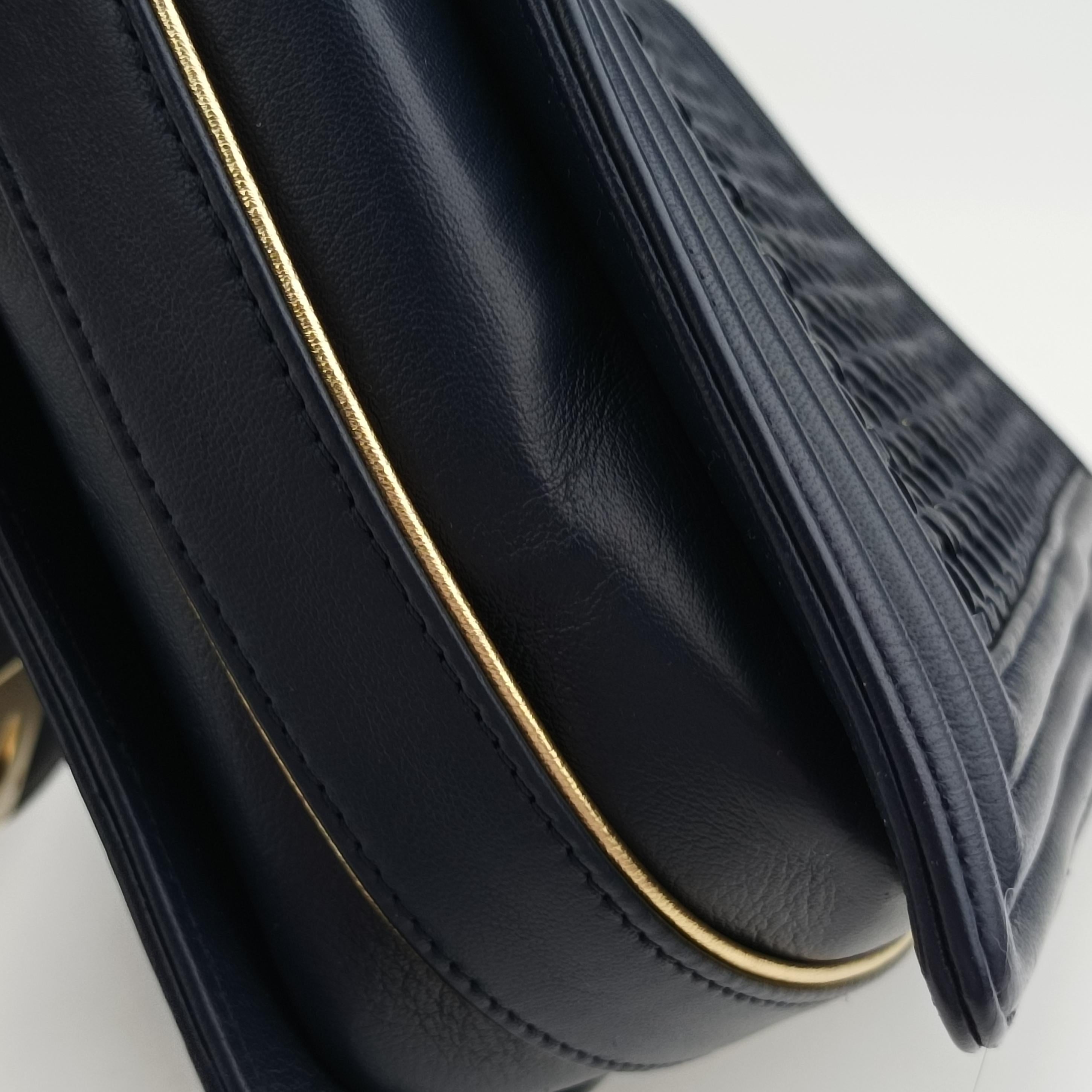 Vintage Chanel BOY CHANEL Navy Leather A90183 shoulderbag | stylenewstar