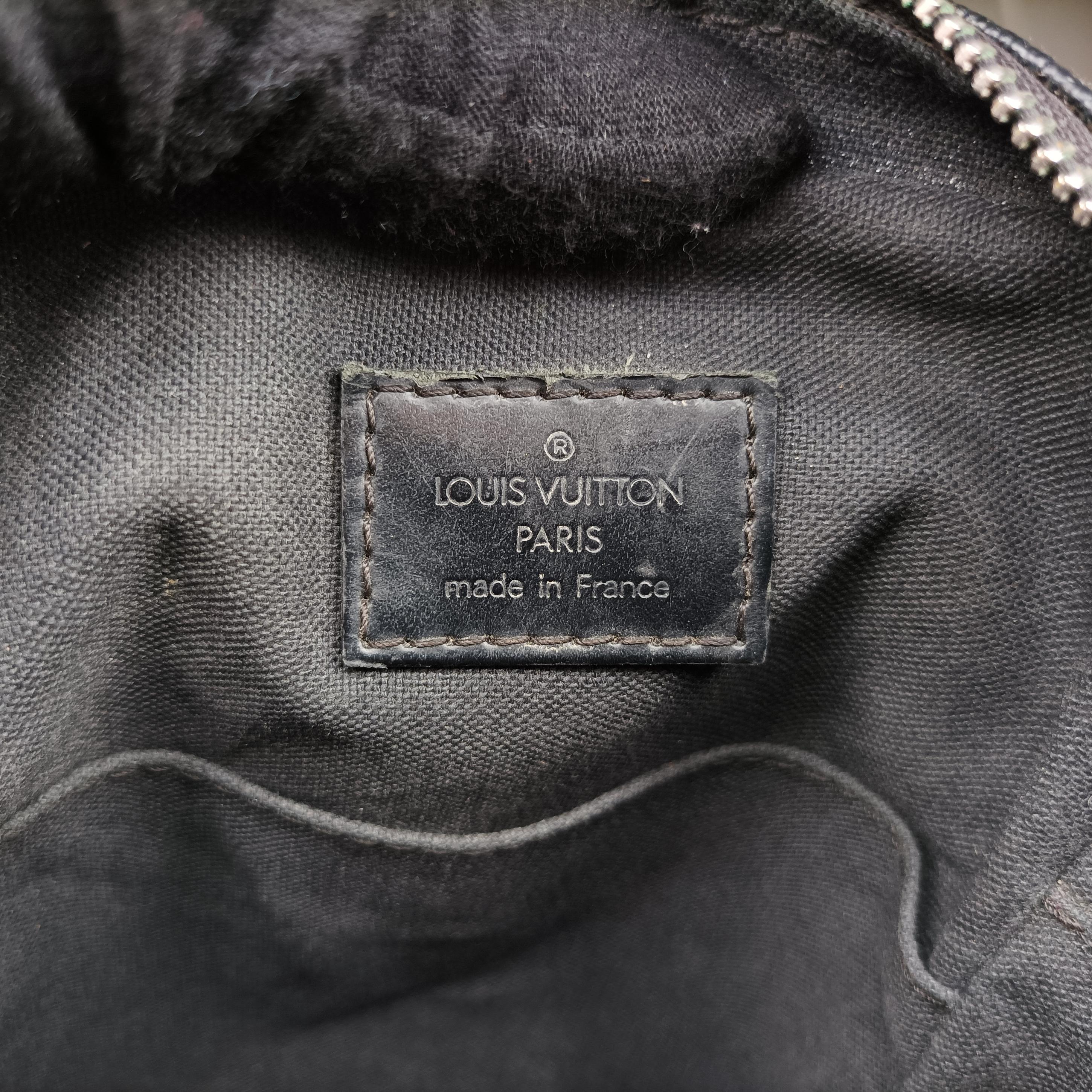 Vintage Louis Vuitton Rem GRAPHITE Damier Graphite N41446 shoulderbag | stylenewstar