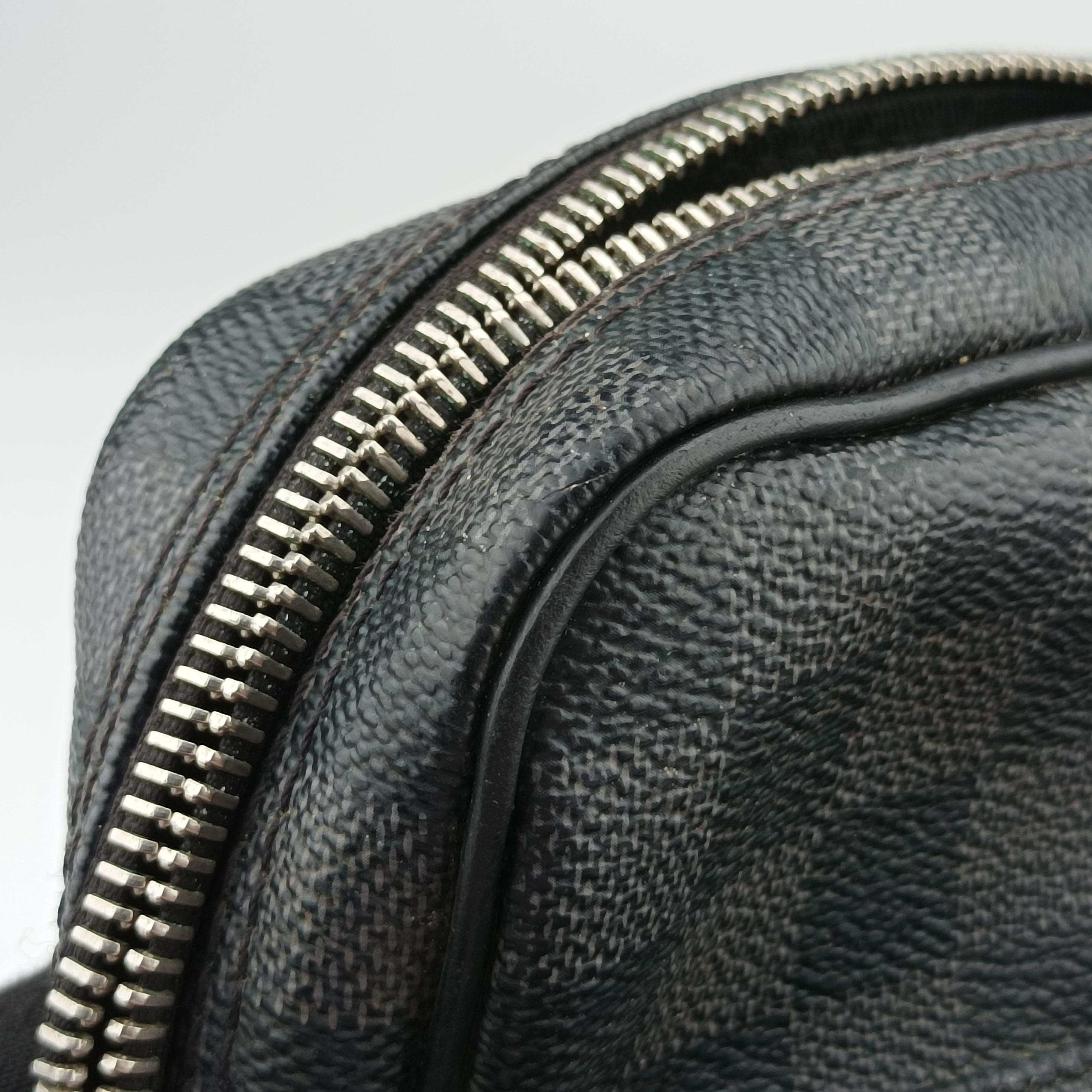 Vintage Louis Vuitton Rem GRAPHITE Damier Graphite N41446 shoulderbag | stylenewstar