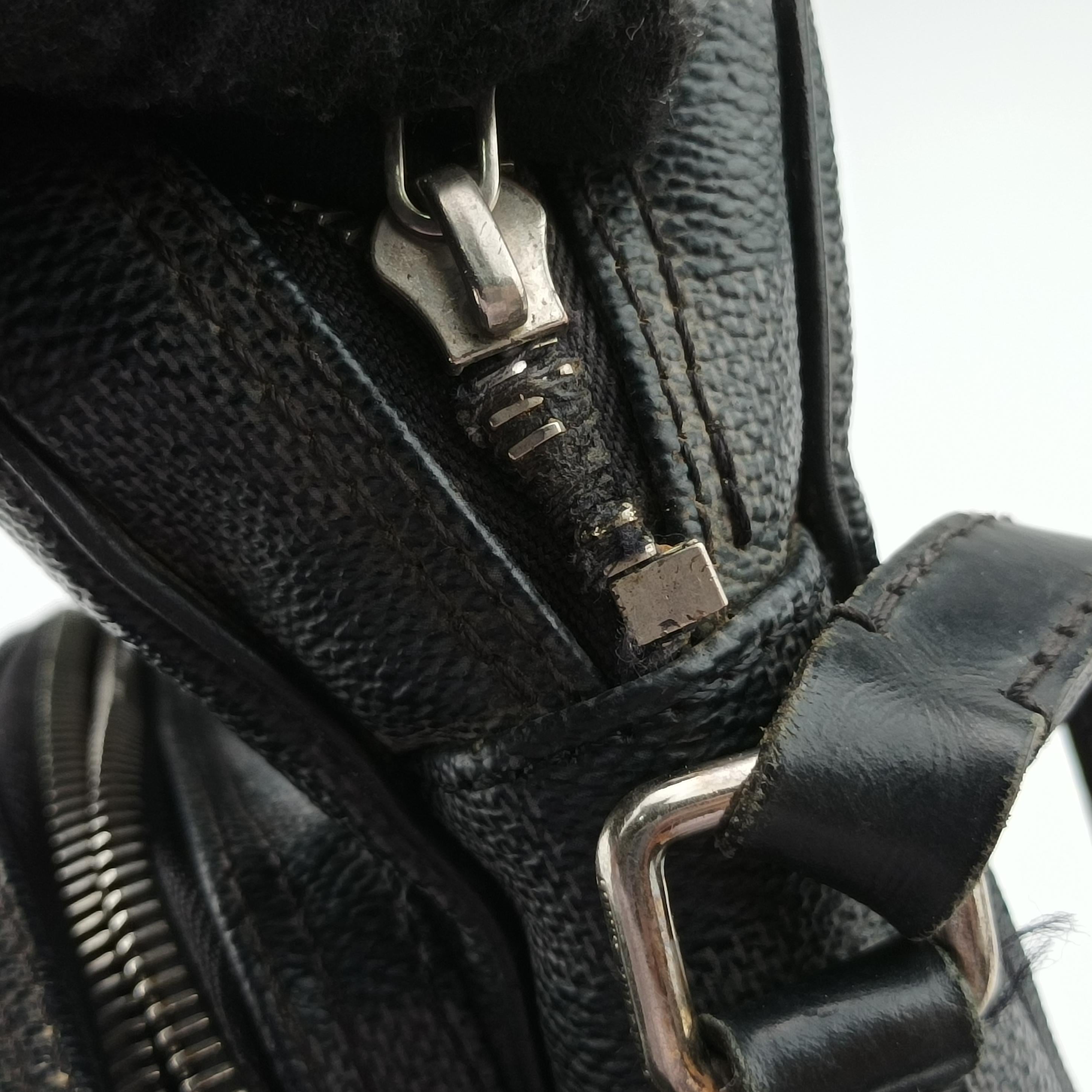 Vintage Louis Vuitton Rem GRAPHITE Damier Graphite N41446 shoulderbag | stylenewstar