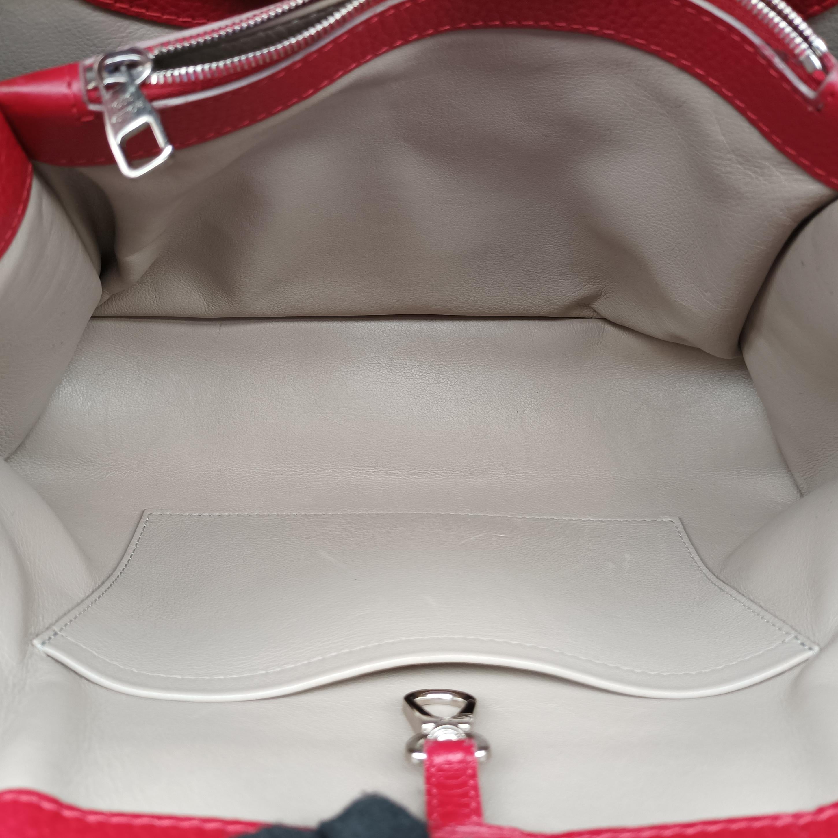 Pre-owned Louis Vuitton Capucines MM Coquelicot PARNASSEA M94631 handbag | stylenewstar